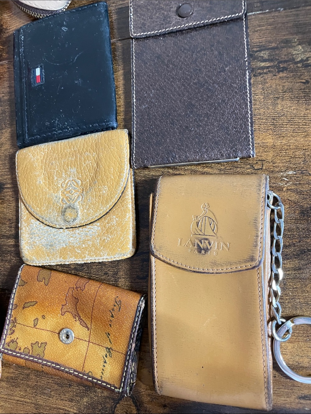 Stanley Assorted Small Wallet & Pouch Set in Red, Brown, Black, Tan, Gold - Picture 8 of 10